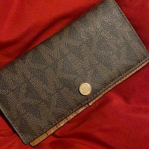 Women’s wallet